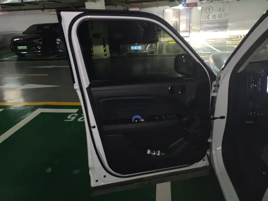 Haval Menglong New Energy — миниатюра 7