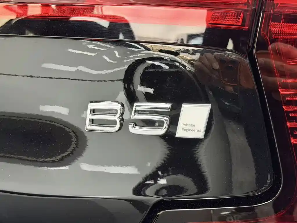 Volvo S90 — миниатюра 17