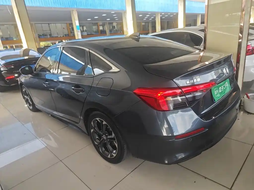 Honda Civic — миниатюра 5