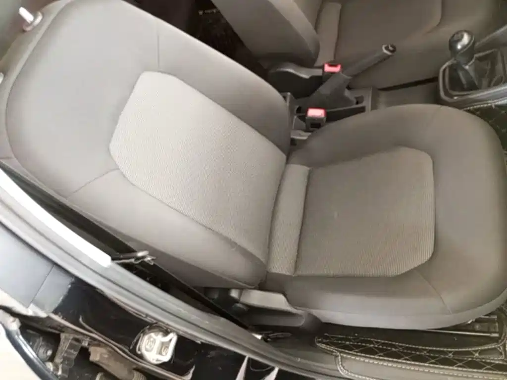 Volkswagen Jetta — миниатюра 25