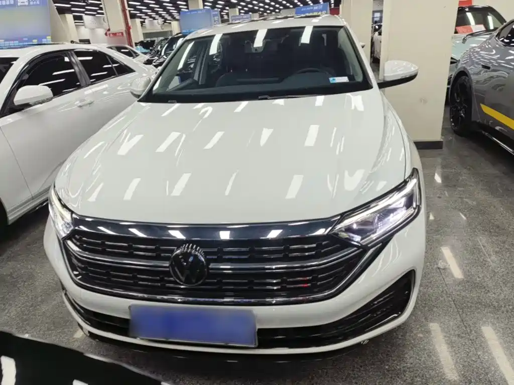 Volkswagen Sagitar — миниатюра 3