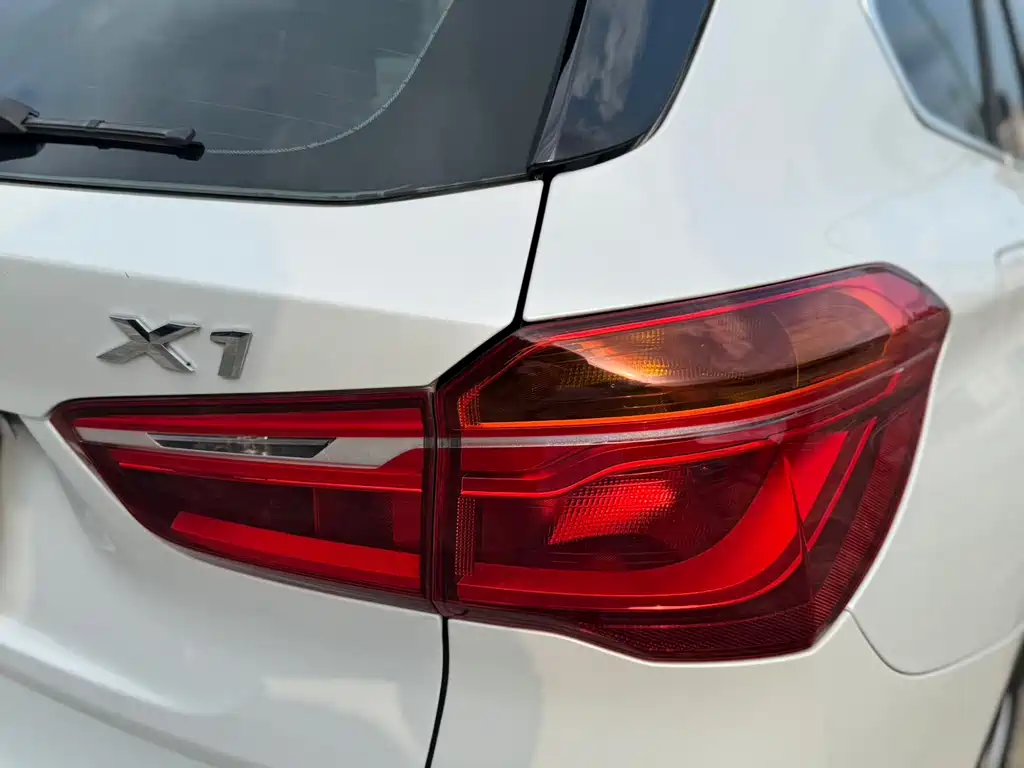 BMW X1 — миниатюра 11