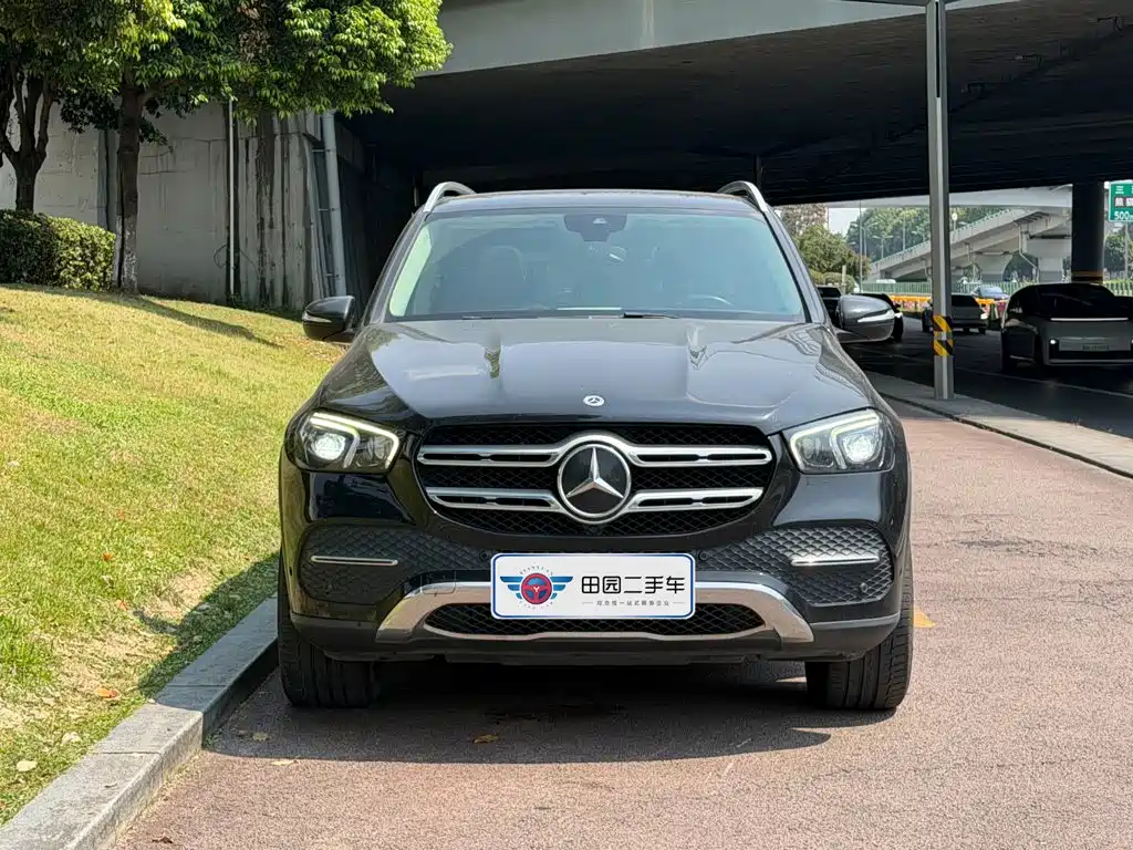 Mercedes-Benz GLE (Import) — миниатюра 2