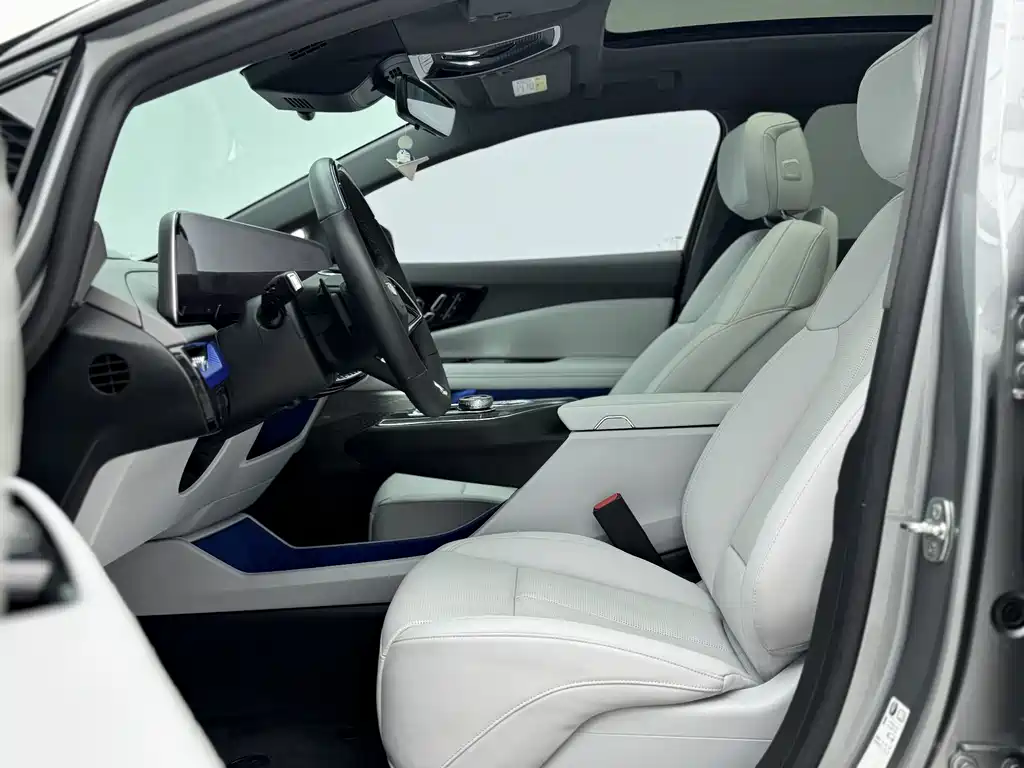 Cadillac IQ