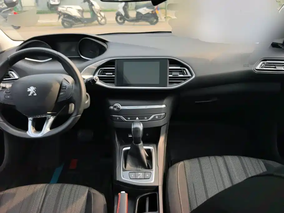 Peugeot 308S — миниатюра 12