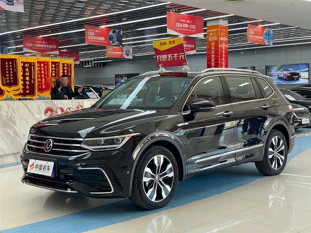 Volkswagen Tiguan L 2024