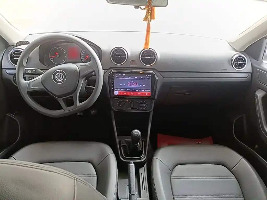 Volkswagen Jetta — миниатюра 10