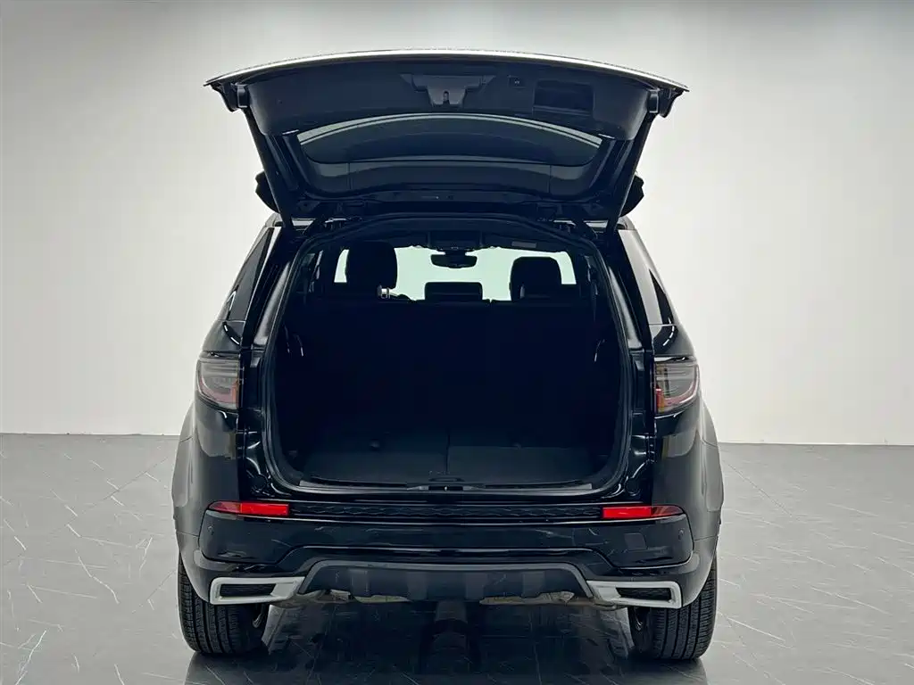 LAND ROVER DISCOVER SPORTS