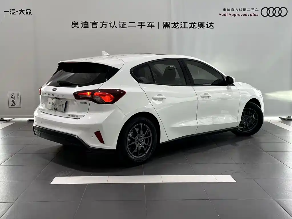 Ford Focus 2022 EcoBoost 180 AT