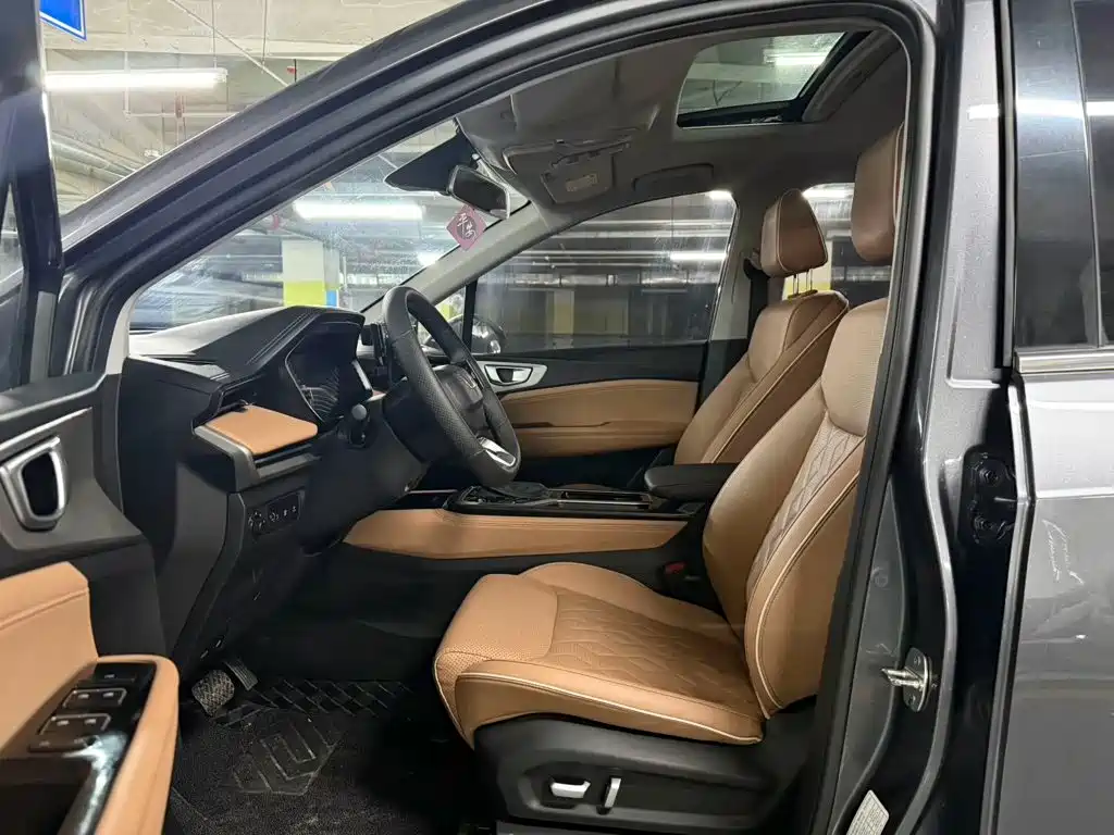 Wuling Jiachen — миниатюра 10