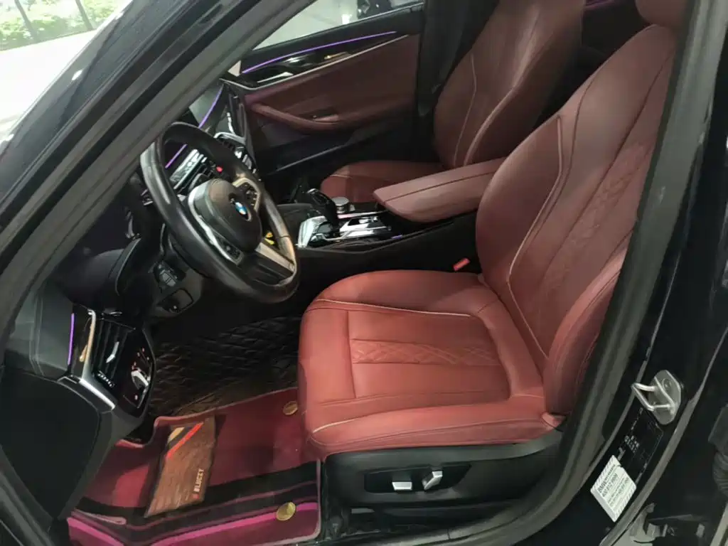 BMW 5 Series — миниатюра 15