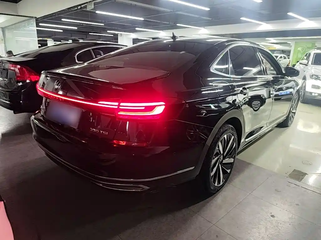 Volkswagen Passat — миниатюра 7