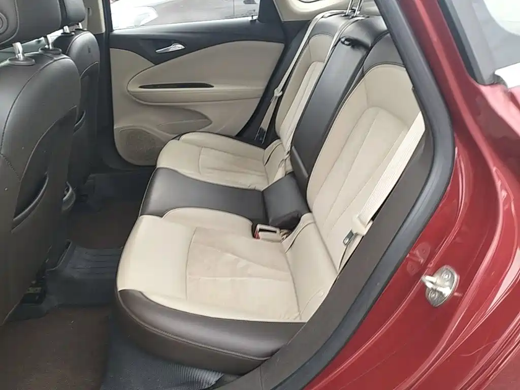 Buick Verano — миниатюра 17
