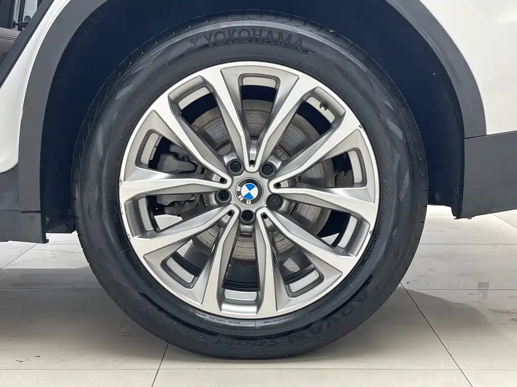 BMW X3 — миниатюра 19