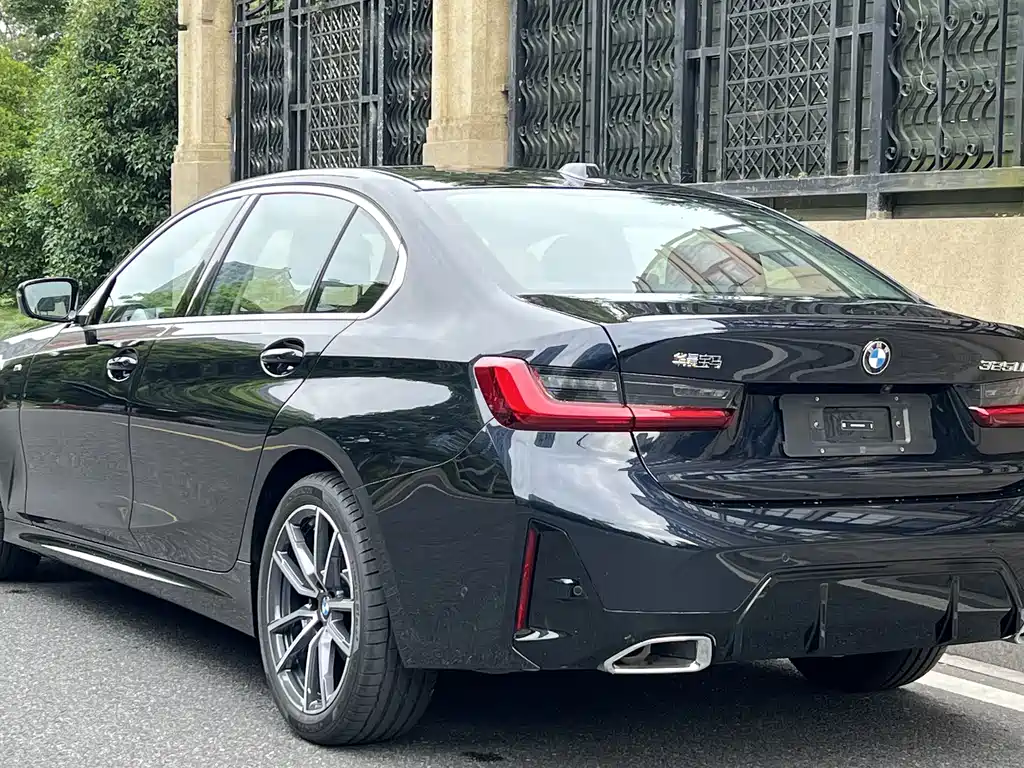 BMW 3 Series 3 2026 325Li M Sport