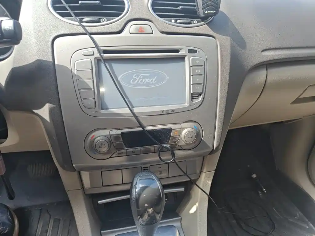 Ford Focus — миниатюра 14