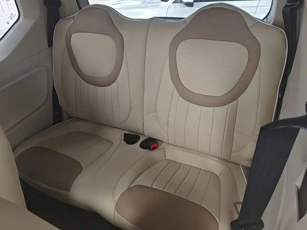 Wuling MINIEV — миниатюра 17