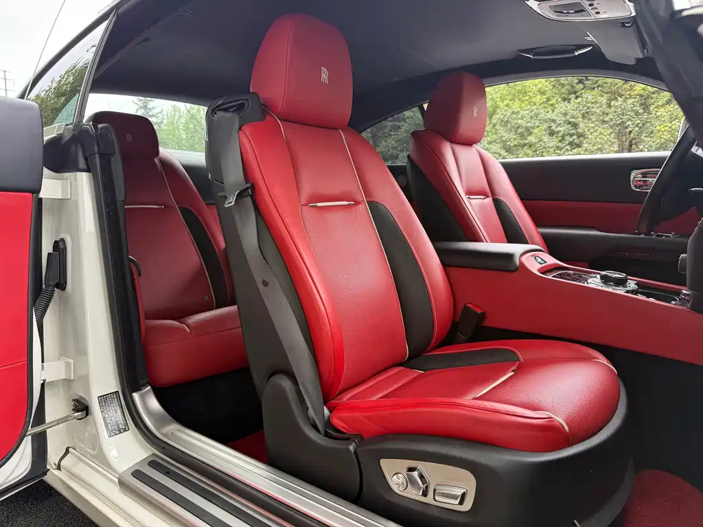 Rolls-Royce Wraith — миниатюра 7