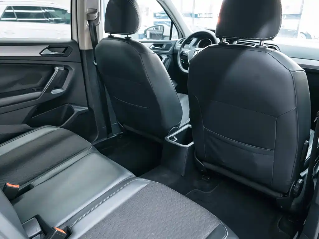 Volkswagen Tiguan L — миниатюра 19