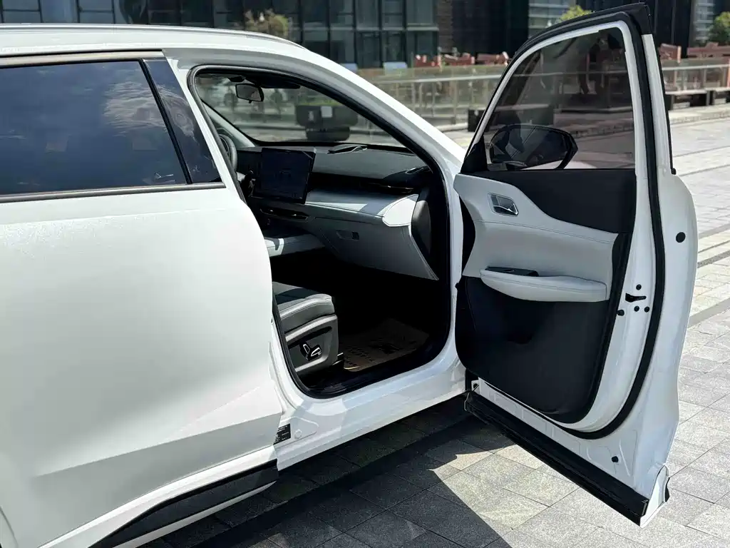 Changan UNI-Z — миниатюра 13