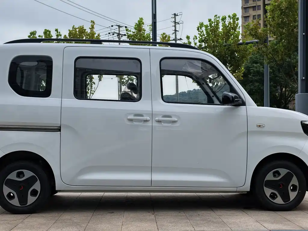 Wuling Zhiguang EV — миниатюра 7