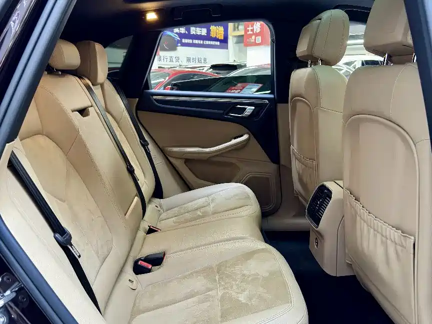 Porsche Macan — миниатюра 11