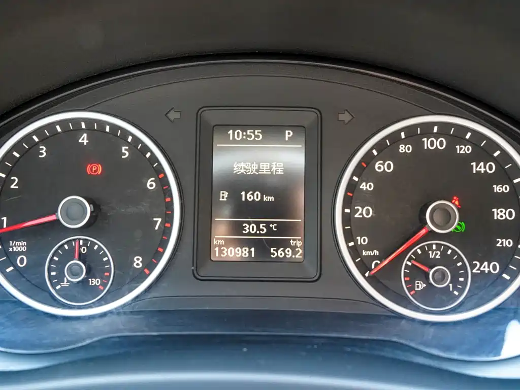 Volkswagen Tiguan — миниатюра 13