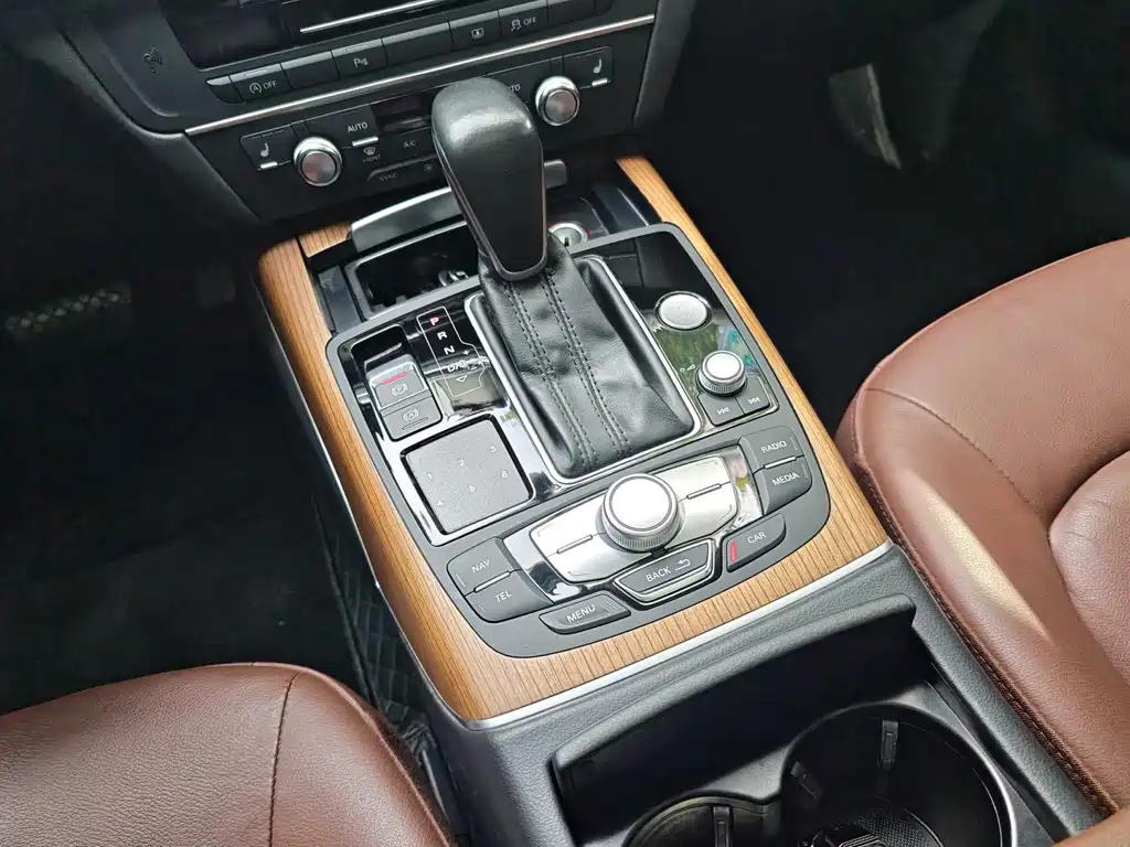 Audi A6L — миниатюра 17