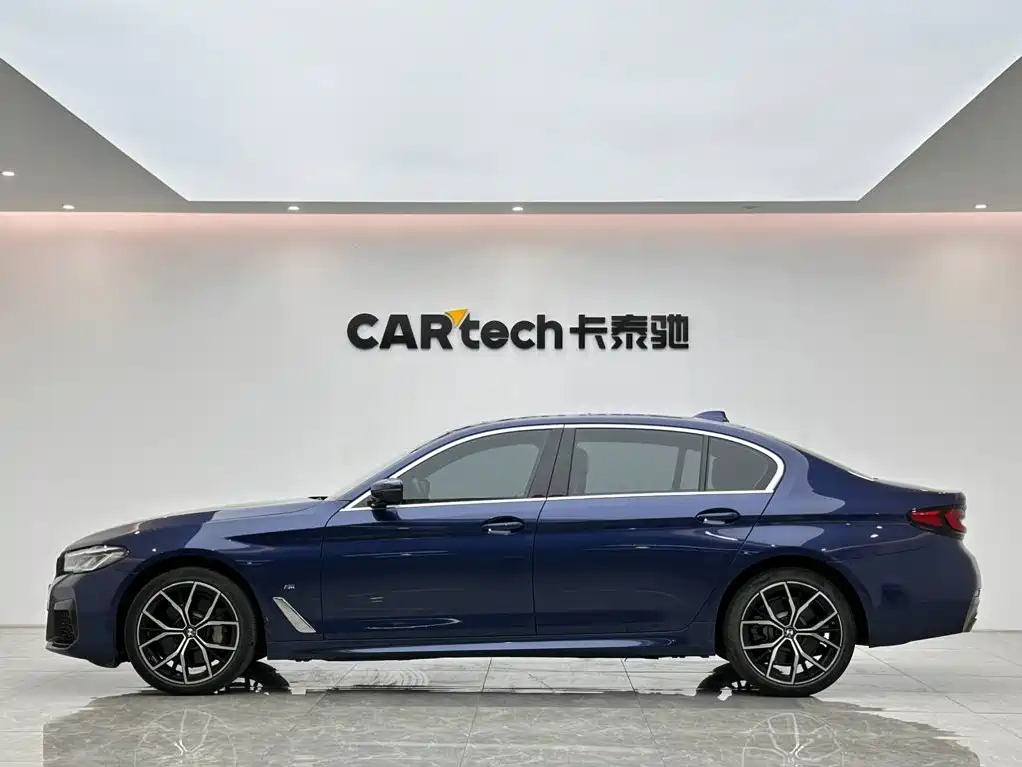 BMW 5 Series — миниатюра 2