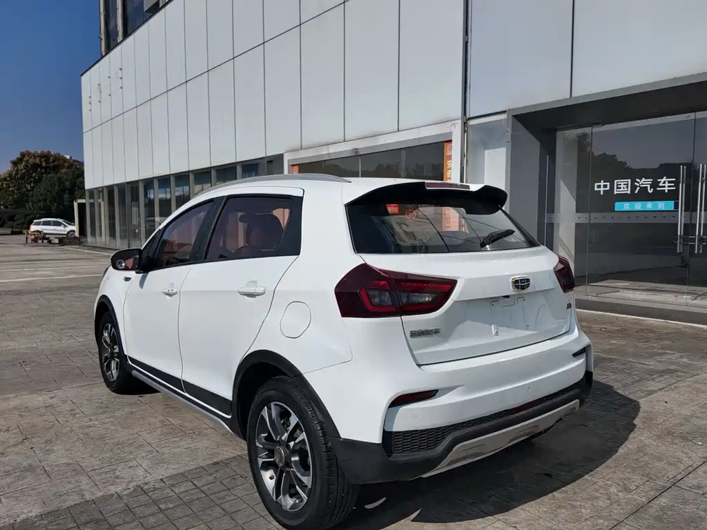 Geely Vision X3 — миниатюра 5