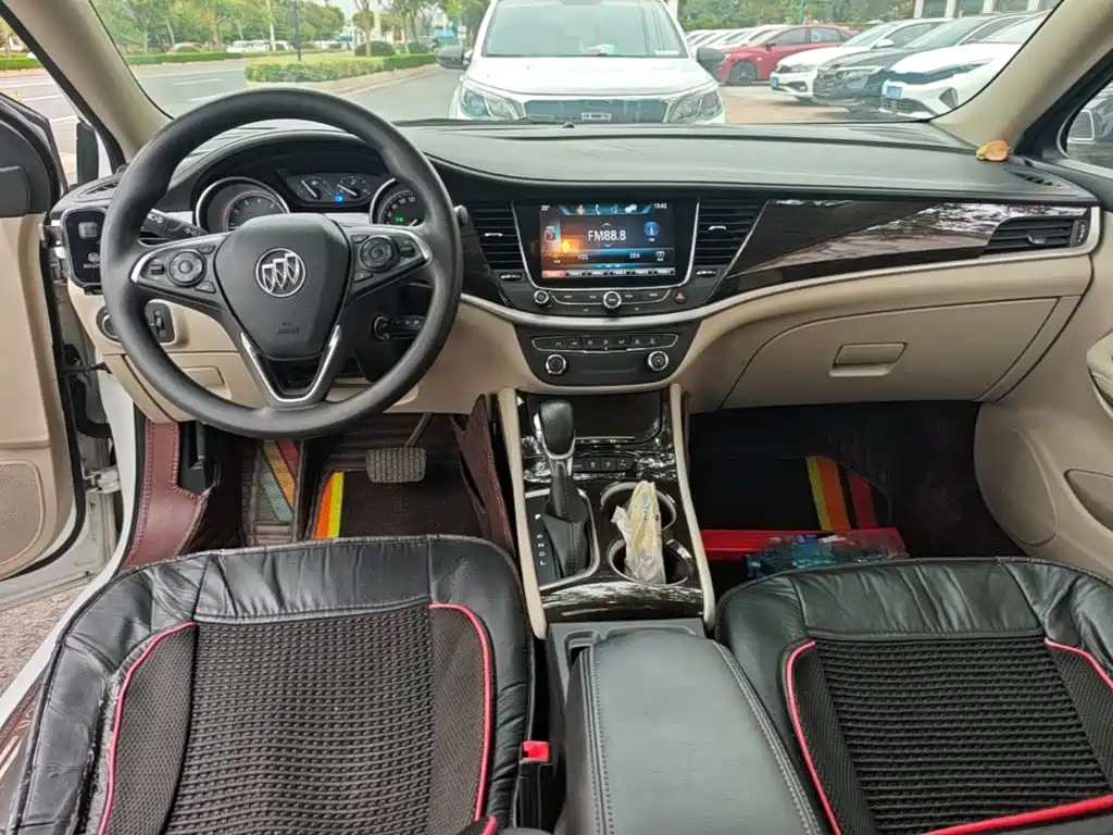 Buick Verano — миниатюра 10