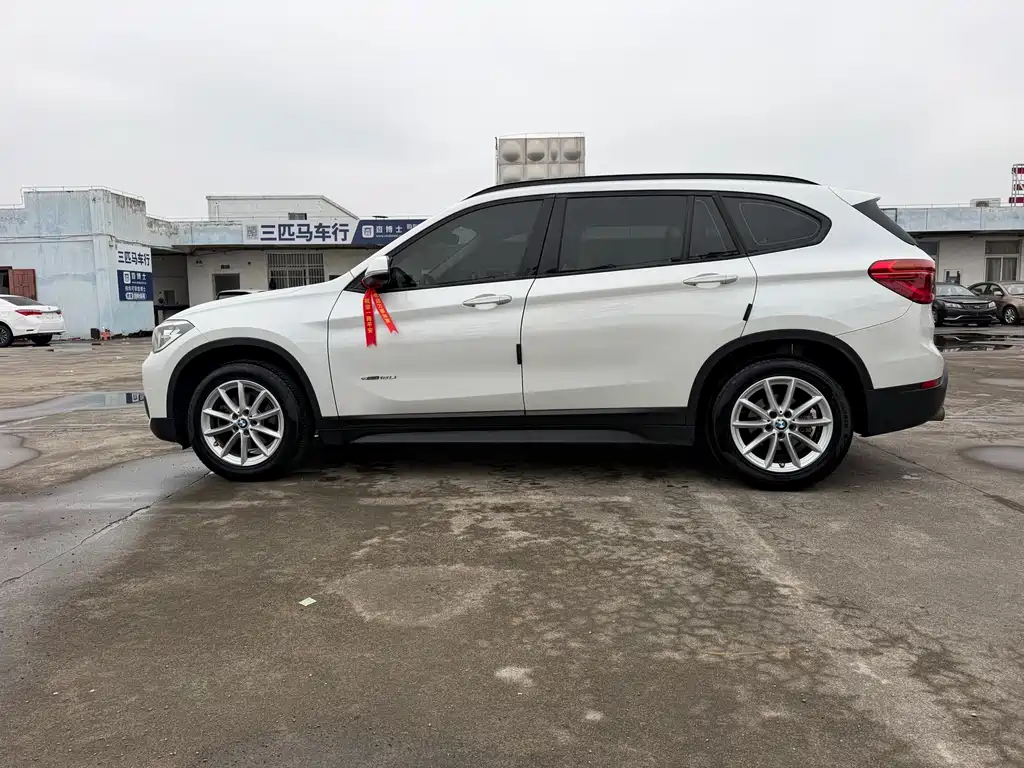 BMW X1 — миниатюра 9