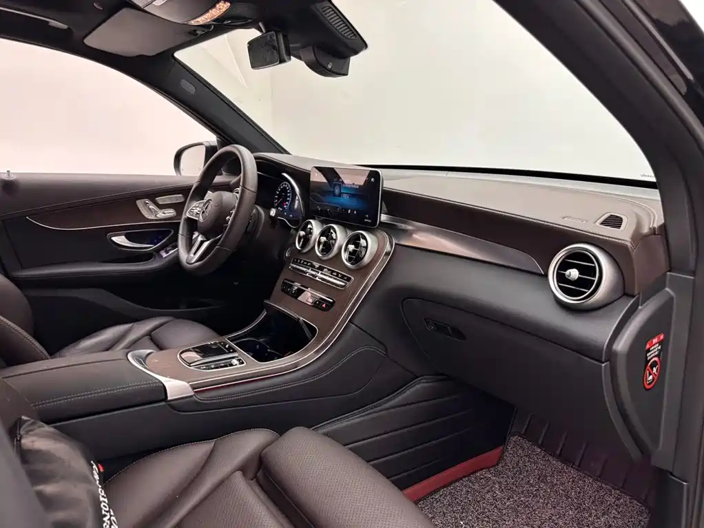 Mercedes-Benz GLC — миниатюра 11