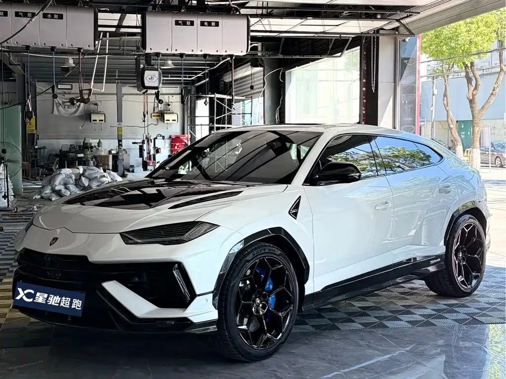 Lamborghini Urus 2019