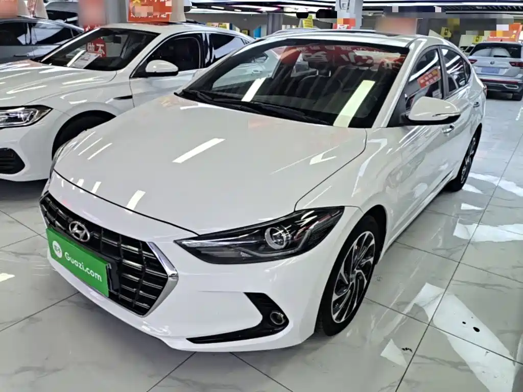Hyundai Elantra — миниатюра 2