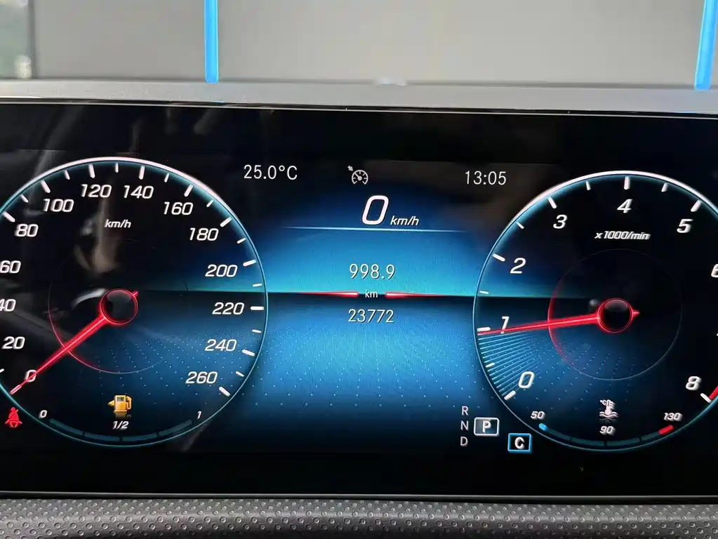 Mercedes-Benz A-Class — миниатюра 12