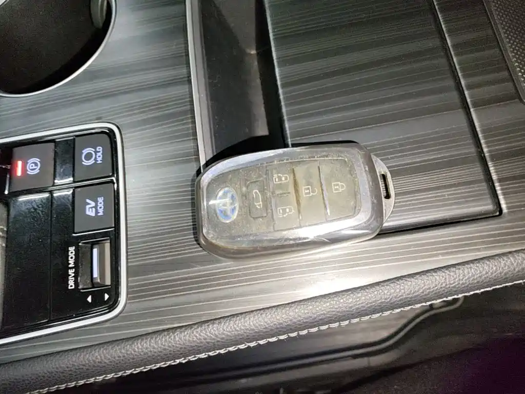 Toyota Sienna — миниатюра 9