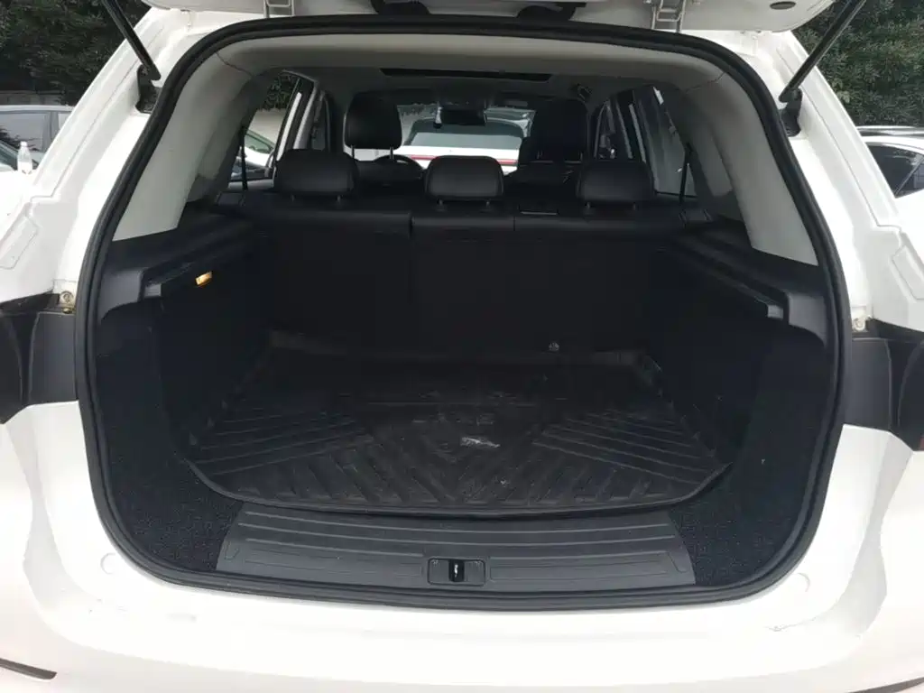 Roewe RX5 New Energy — миниатюра 19