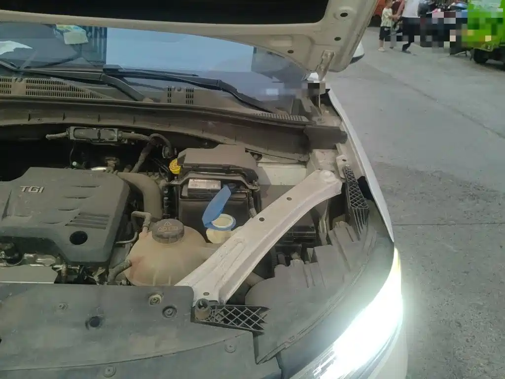 Roewe RX5 — миниатюра 21