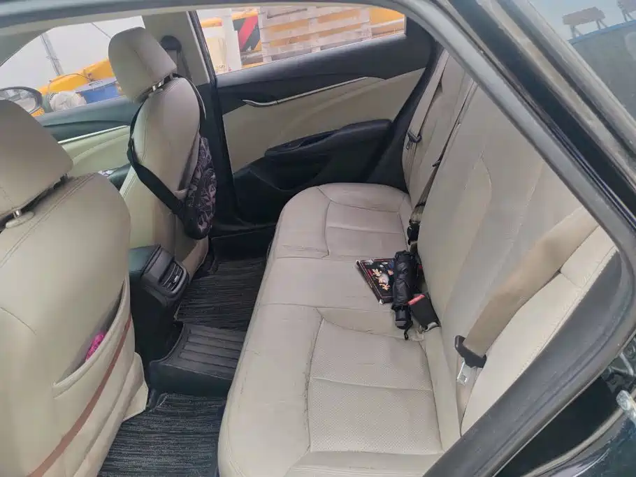 Buick Excelle — миниатюра 11