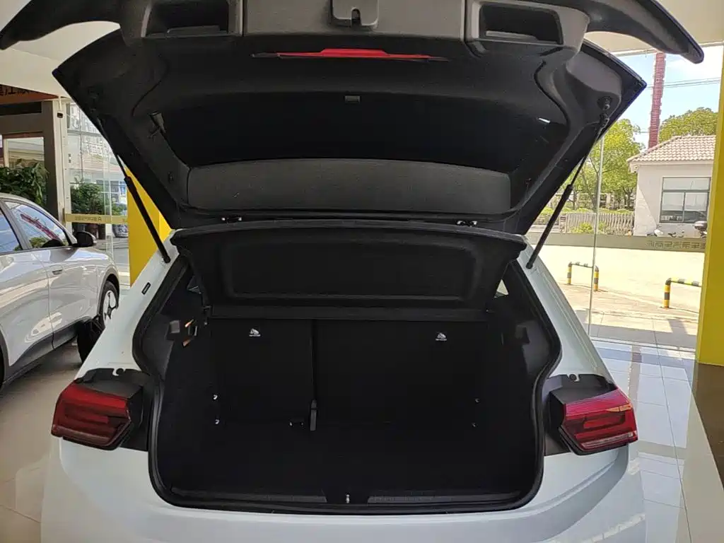 Volkswagen ID.3 — миниатюра 19