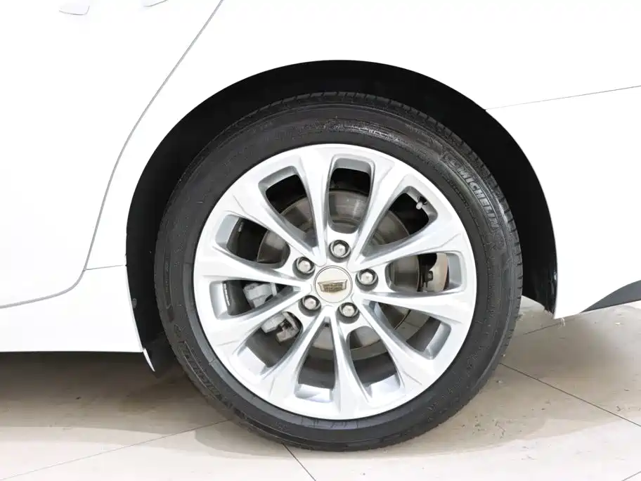 Cadillac CT5 — миниатюра 16