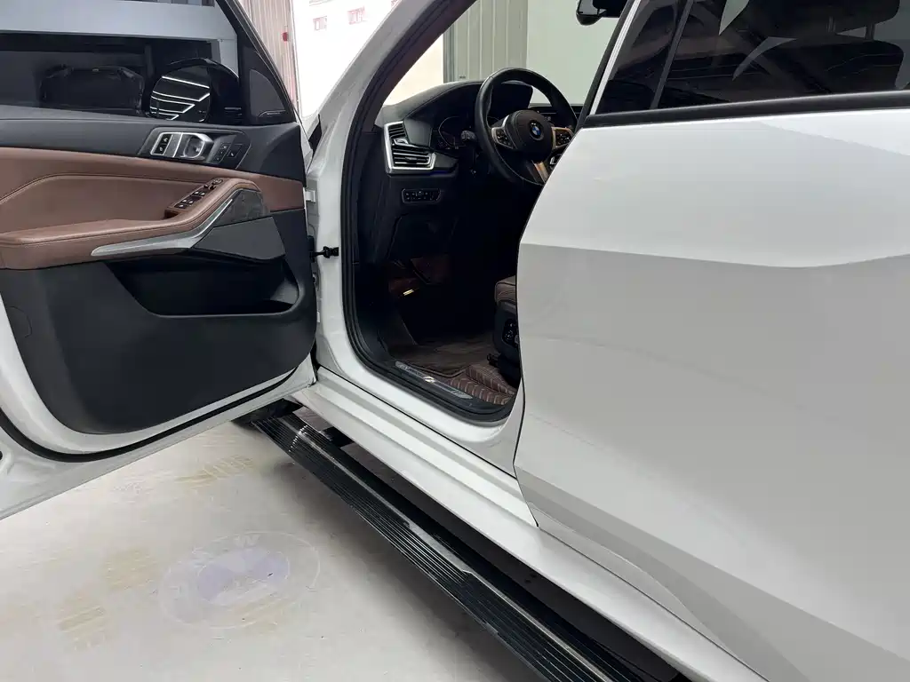 BMW X5 (Import) — миниатюра 9