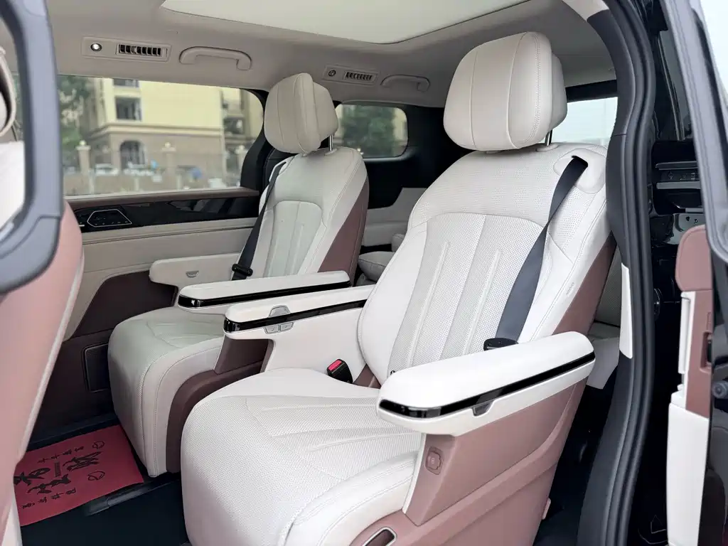 BYD Xia — миниатюра 12