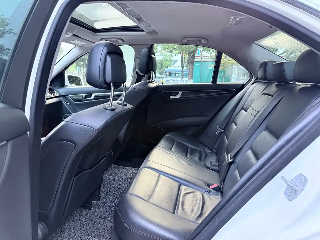 Mercedes-Benz C-Class C 200 CGI Elegant Type, фото 6