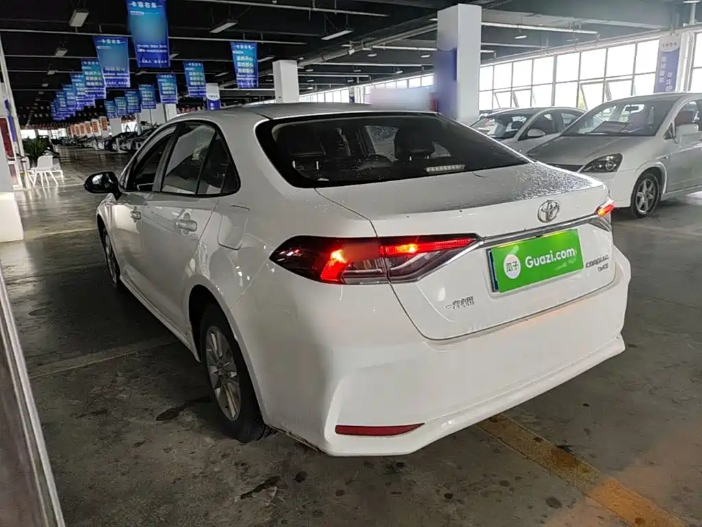 Toyota Corolla — миниатюра 5