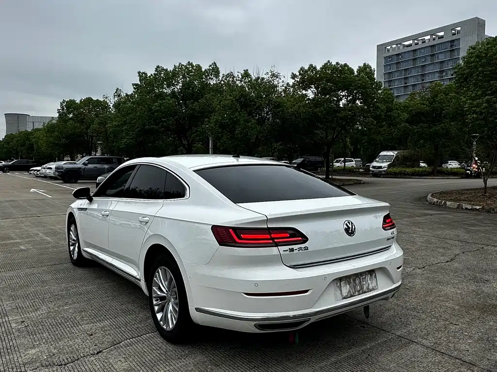 Volkswagen CC — миниатюра 4