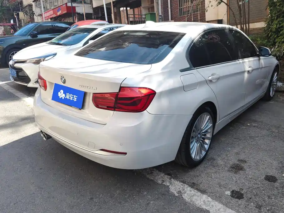 BMW 3 Series — миниатюра 3