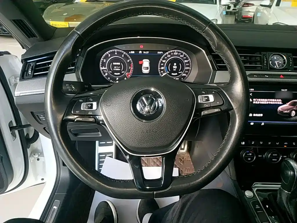 Volkswagen CC — миниатюра 11