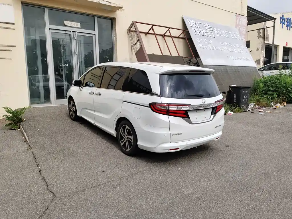 Honda Odyssey — миниатюра 7